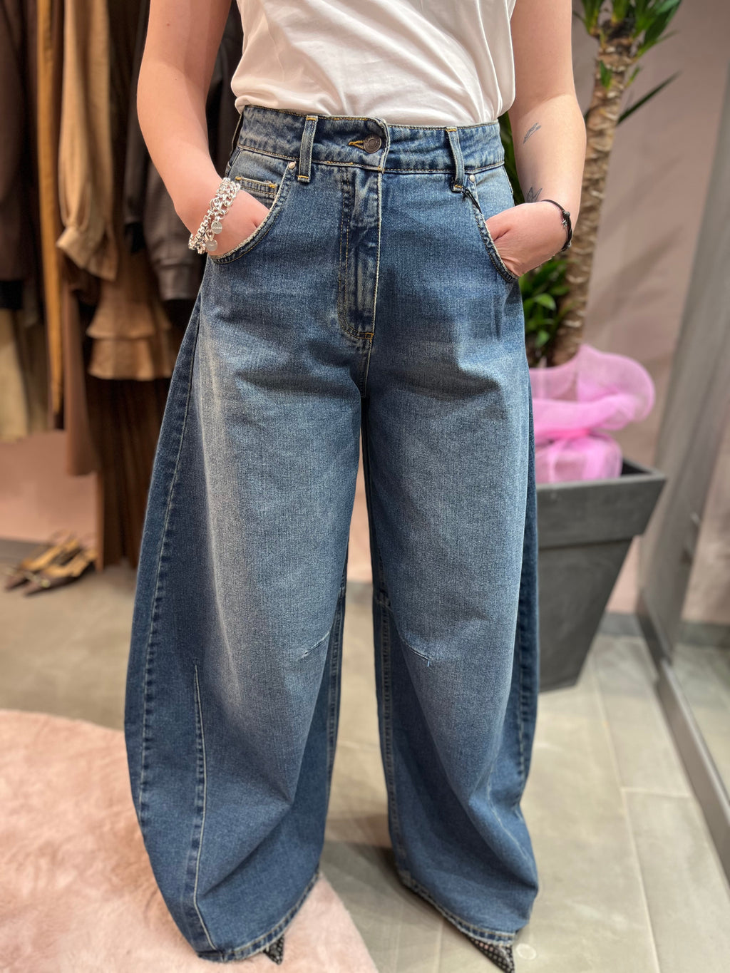 JEANS AMPIO LOUVRE 671 TENSIONE IN