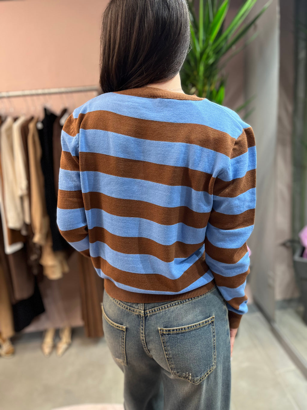 MAGLIA SCOLLO A V TENSIONE IN